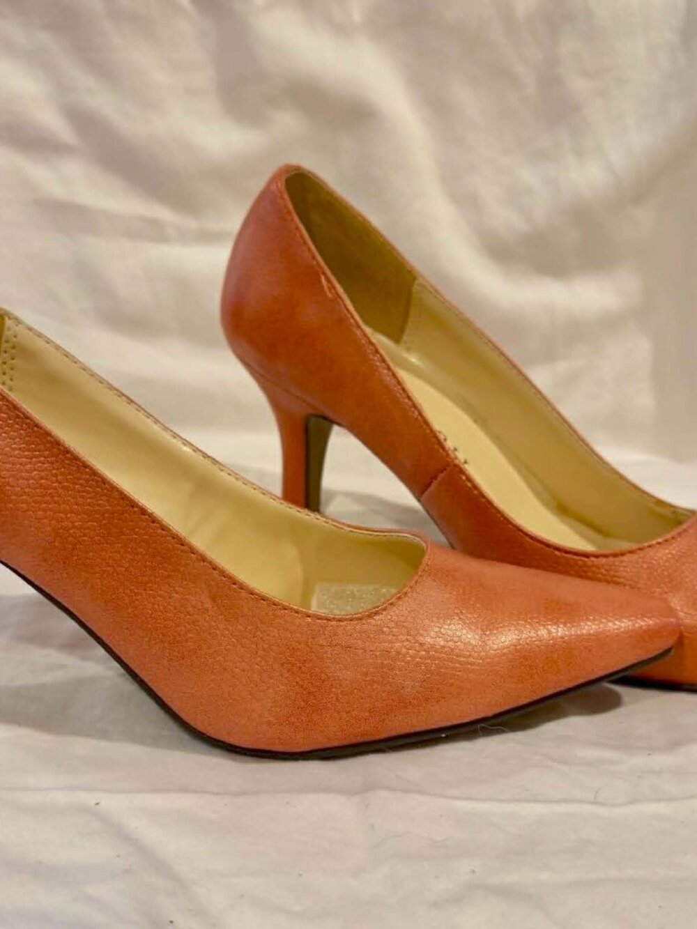 Karen Scott Clancy Heel 5.5M